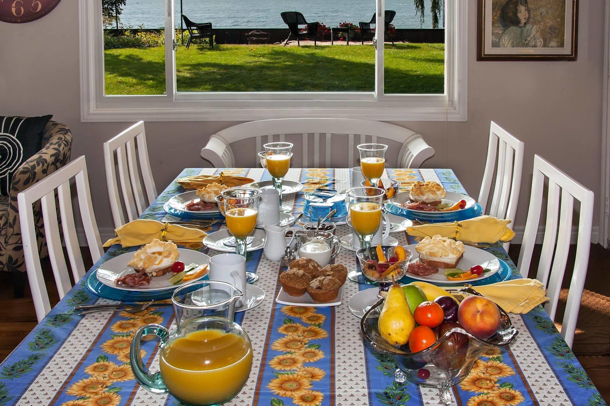 يمنجتون Point Pelee Lakeshore B&B المظهر الخارجي الصورة